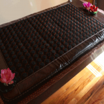 Hot-stone-massage-bed-1440-x-960